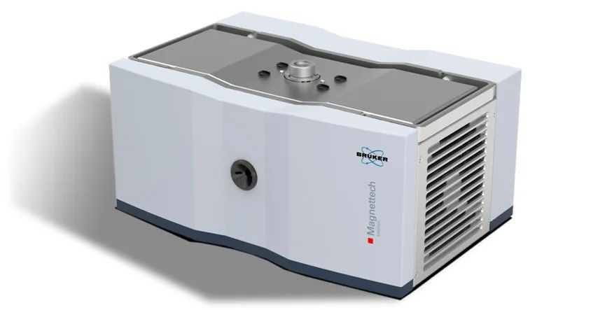 电子顺磁共振波谱仪（BRUKER/Magnettech ESR5000）